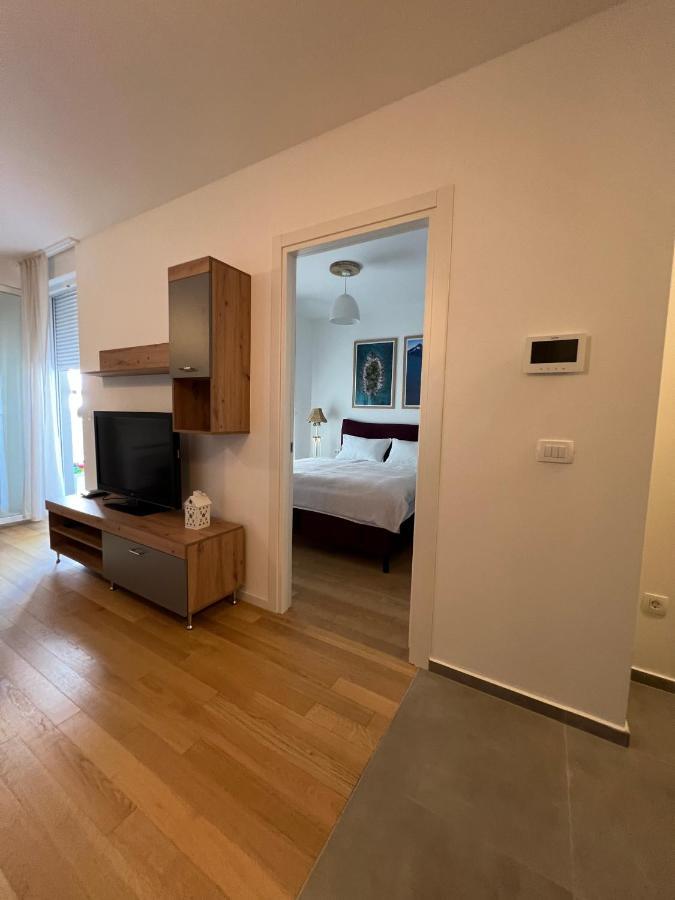 New Loris Apartman Zara Esterno foto