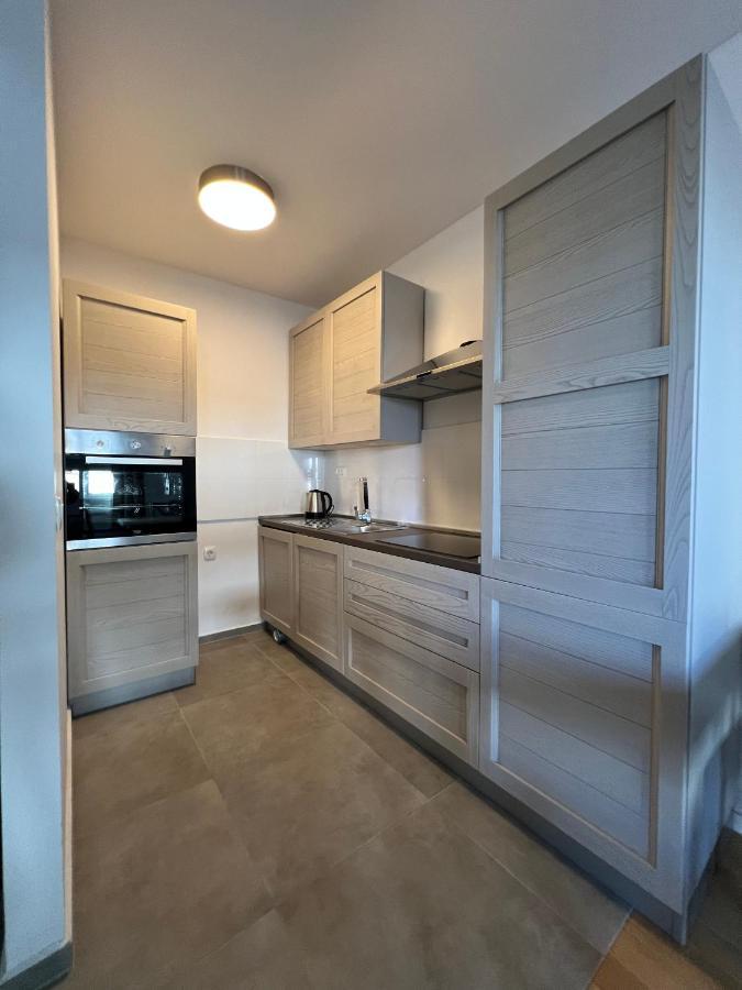 New Loris Apartman Zara Esterno foto