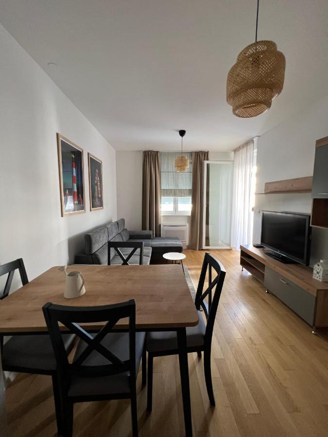 New Loris Apartman Zara Esterno foto
